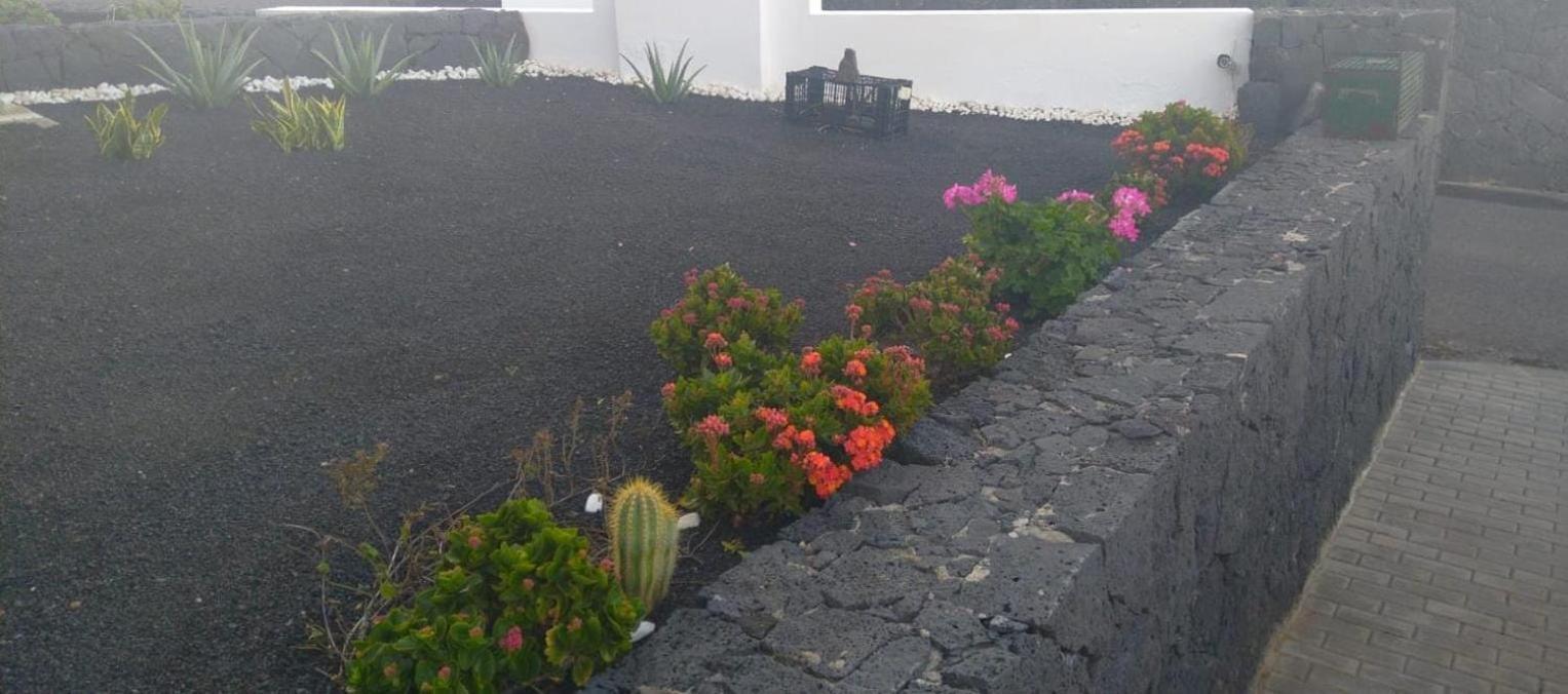 Tranquilidad Entre Volcanes Uga Luaran gambar